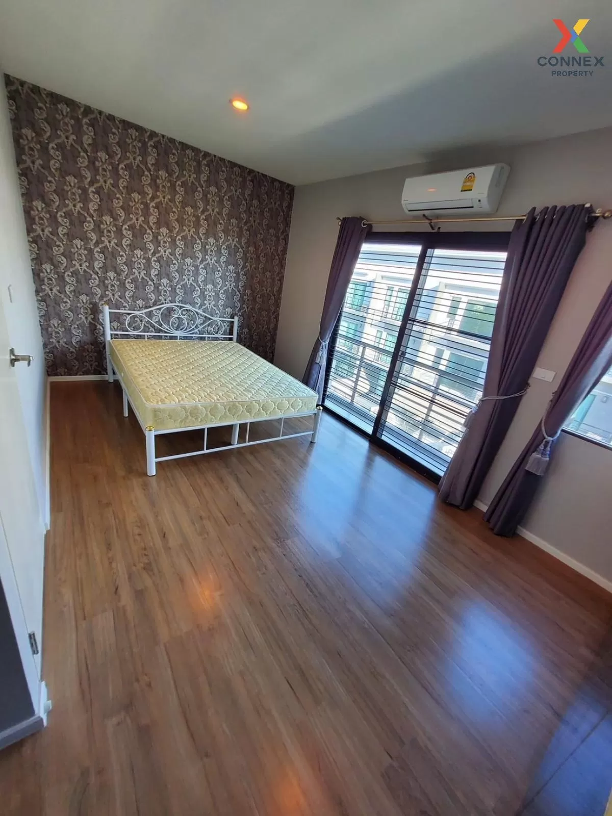 For Rent Townhouse/Townhome  , Baan Klang Muang Pinklao-Charan , Bang O , Bang Phlat , Bangkok , CX-84616