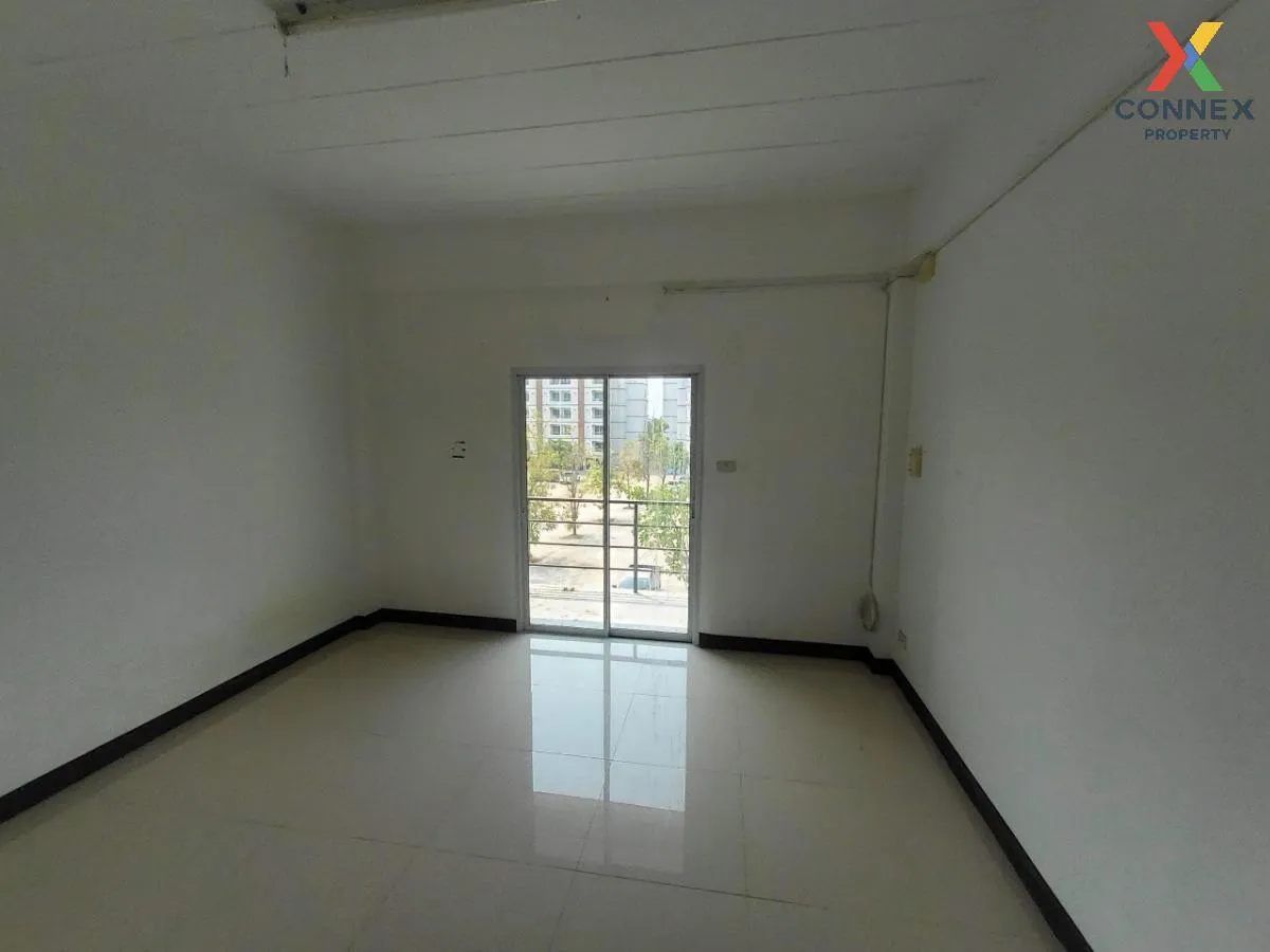 For Sale Commercial building, 4 storey, Pornthep Garden Ville Bang Phra , Bang Phra , Si Racha , Chon Buri , CX-85250