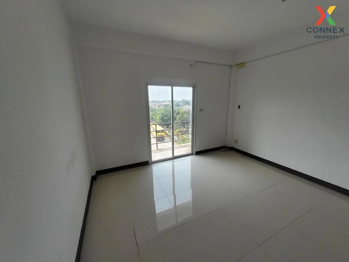 For Sale Commercial building, 4 storey, Pornthep Garden Ville Bang Phra , Bang Phra , Si Racha , Chon Buri , CX-85250