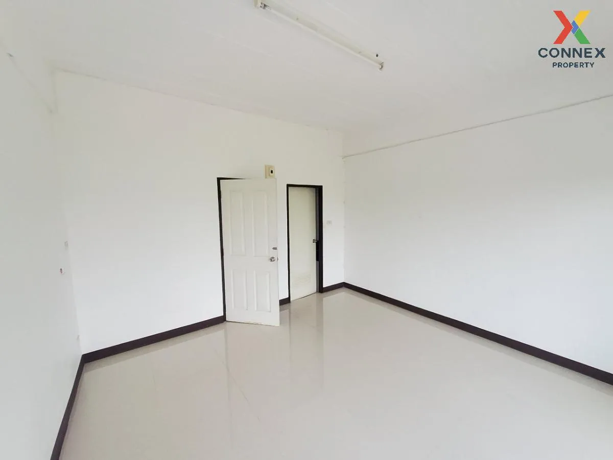 For Sale Commercial building, 4 storey, Pornthep Garden Ville Bang Phra , Bang Phra , Si Racha , Chon Buri , CX-85250