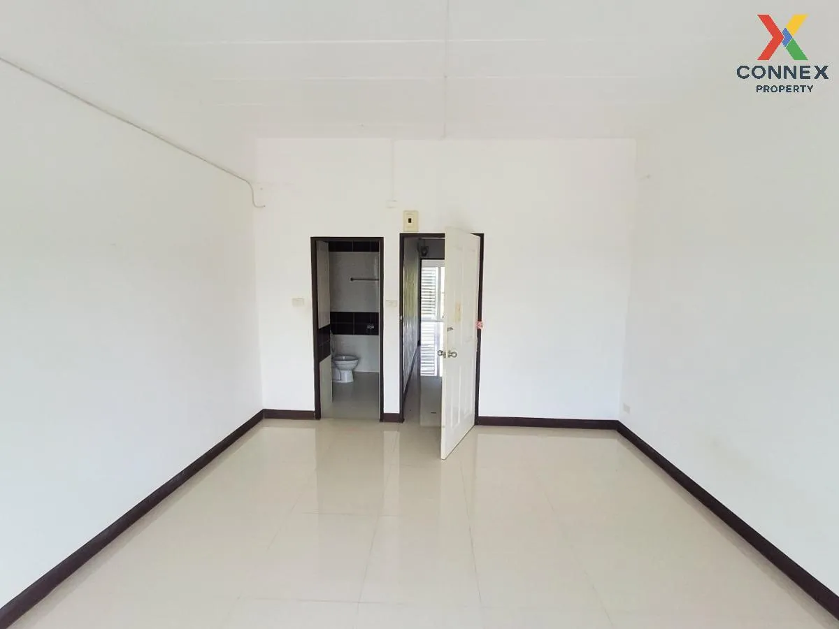 For Sale Commercial building, 4 storey, Pornthep Garden Ville Bang Phra , Bang Phra , Si Racha , Chon Buri , CX-85250