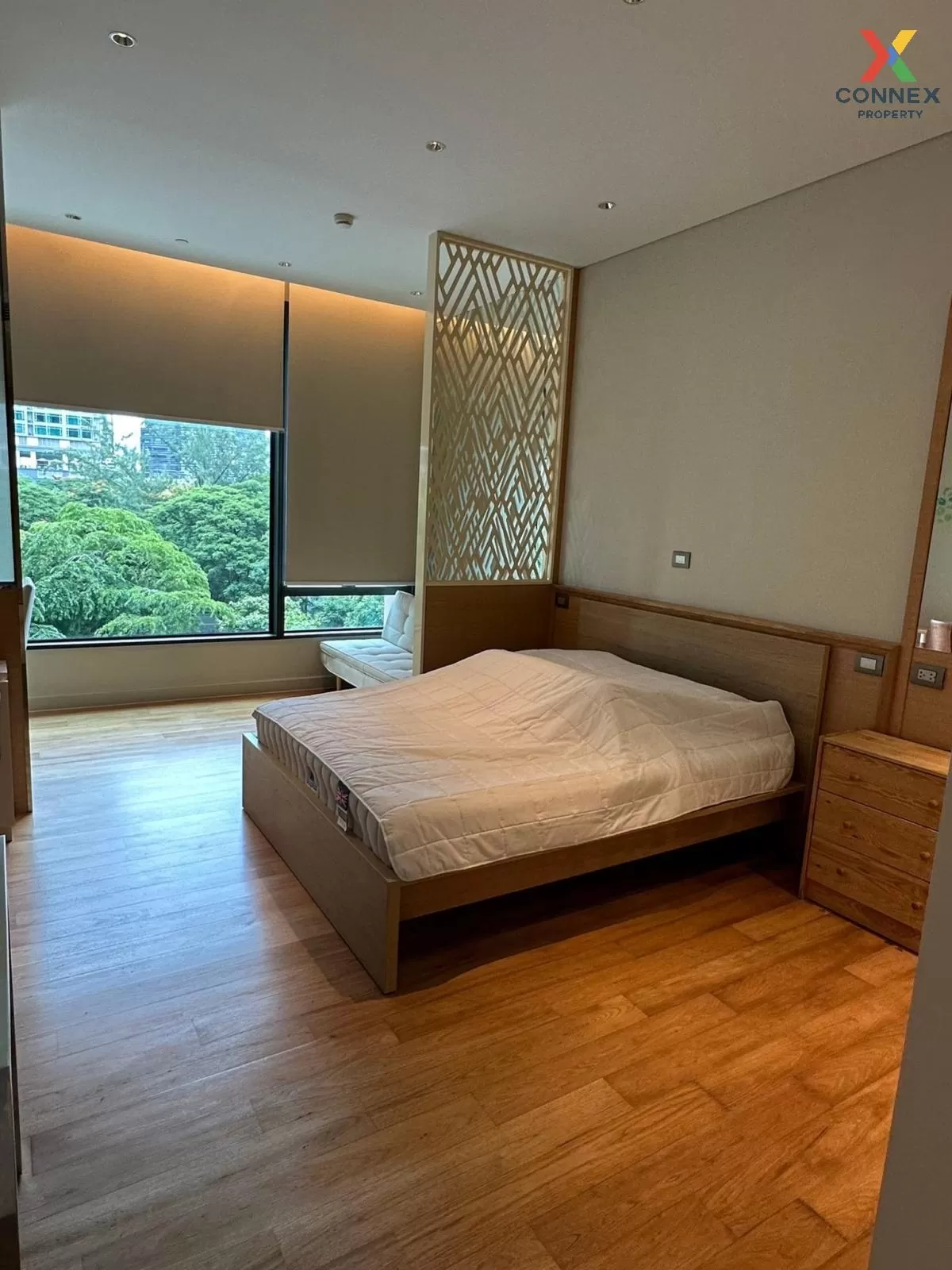 For Rent Condo , Sindhorn Residences , BTS-Chit Lom , Lumpini , Pathum Wan , Bangkok , CX-85287