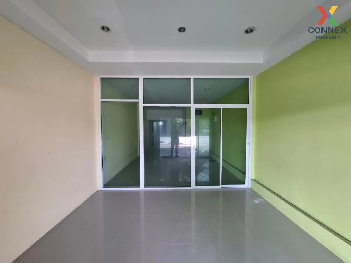 For Sale Commercial building, 3 storey, Na Kluea - Khao Mai Kaew , Takhian Tia , Bang Lamung , Chon Buri , CX-85341 3