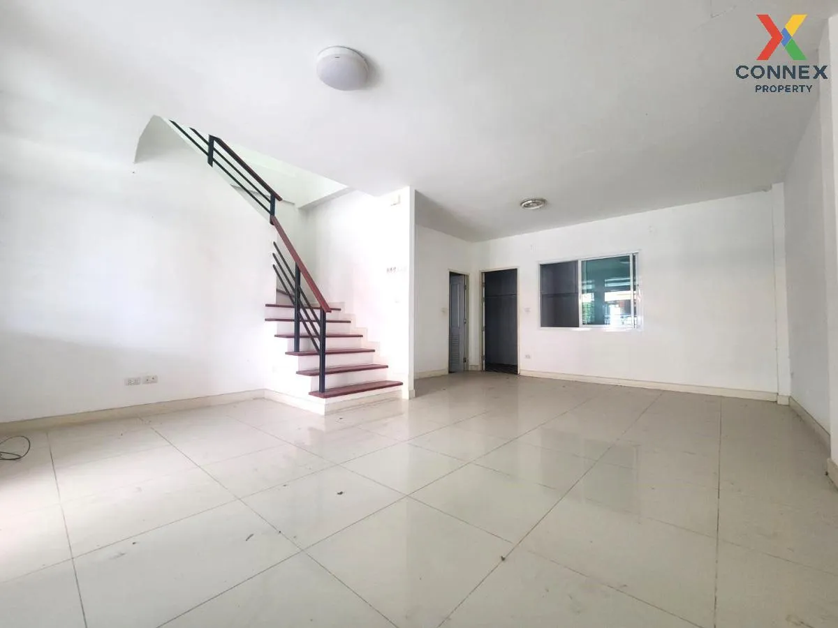 For Sale Townhouse/Townhome  , Thrap Rung Ruang City 2 , Ban Kao , Phan Thong , Chon Buri , CX-85408