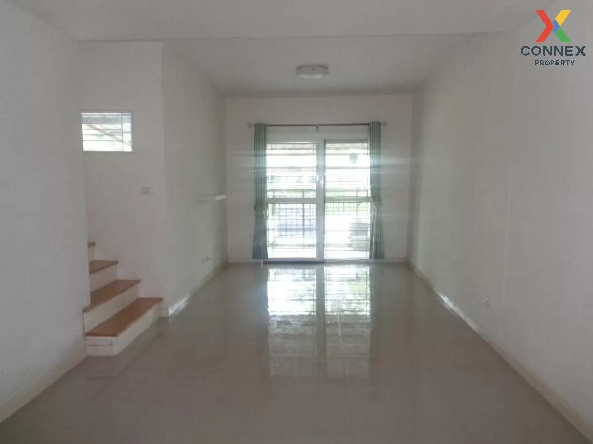 For Sale Townhouse/Townhome  , Pruksa Ville 71/1 , Bang Lamung , Bang Lamung , Chon Buri , CX-85518