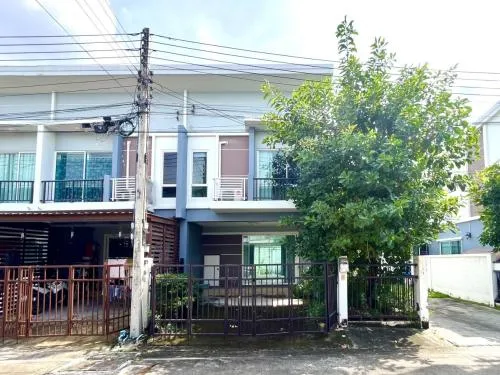 For Sale Townhouse/Townhome  , Bella Outer Ring – Lamlukka Klong 4 , Lat Sawai , Lam Luk Ka , Pathum Thani , CX-85926