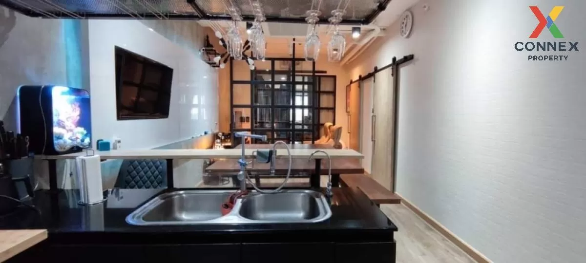 For Sale Condo , State Tower , BTS-Saphan Taksin , Silom , Bang Rak , Bangkok , CX-86519 4