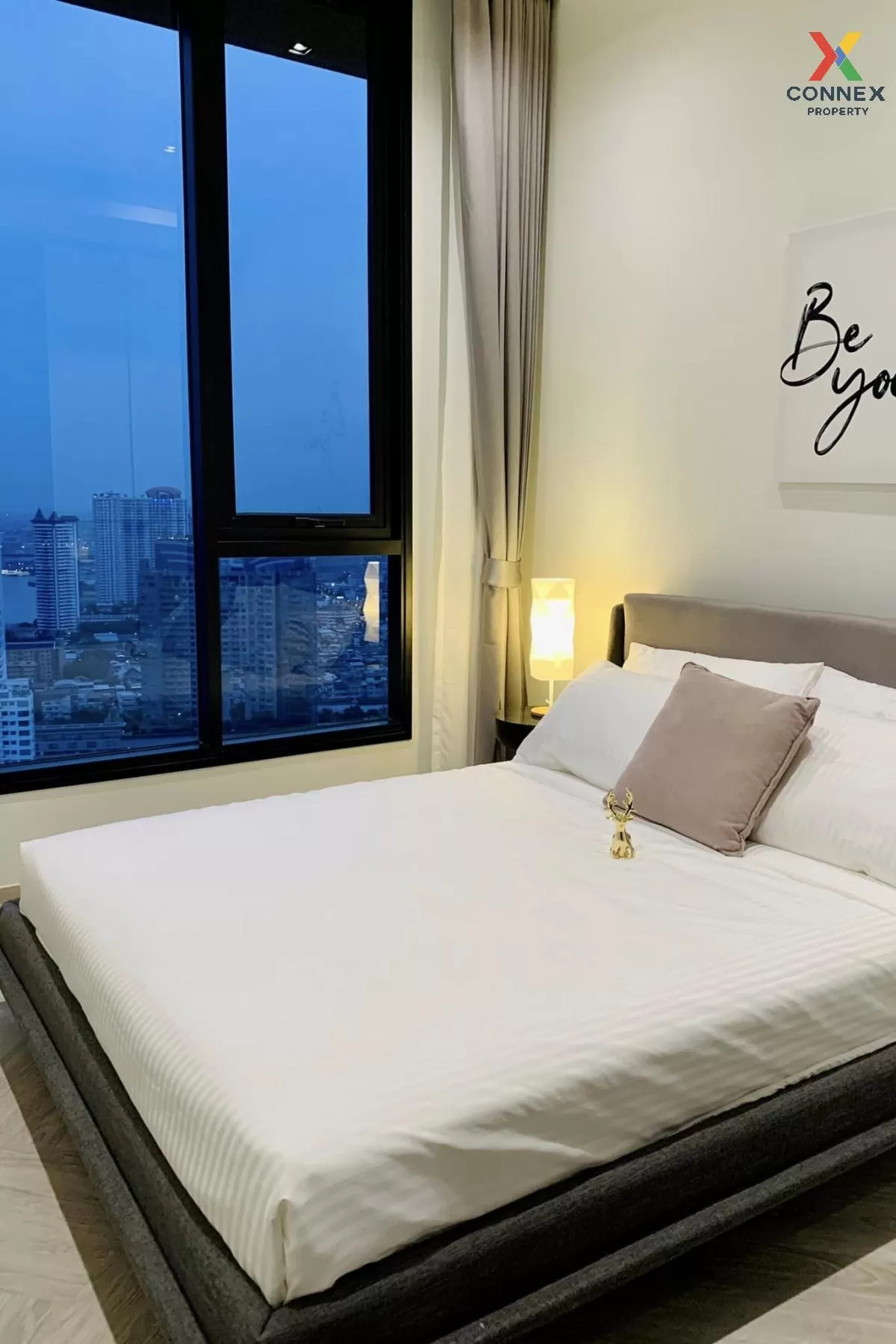 For Rent Condo , Chapter Charoennakhorn-Riverside , high floor , BTS-Krung Thon Buri , Bang Lamphu Lang , Khlong San , Bangkok , CX-86525