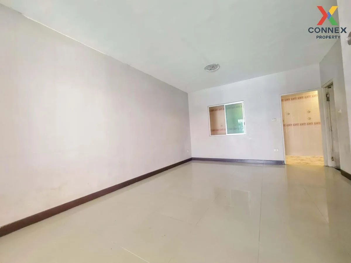 For Sale Townhouse/Townhome  , Pruksa Ville 7 , Pracha Thipat , Thanyaburi , Pathum Thani , CX-86616