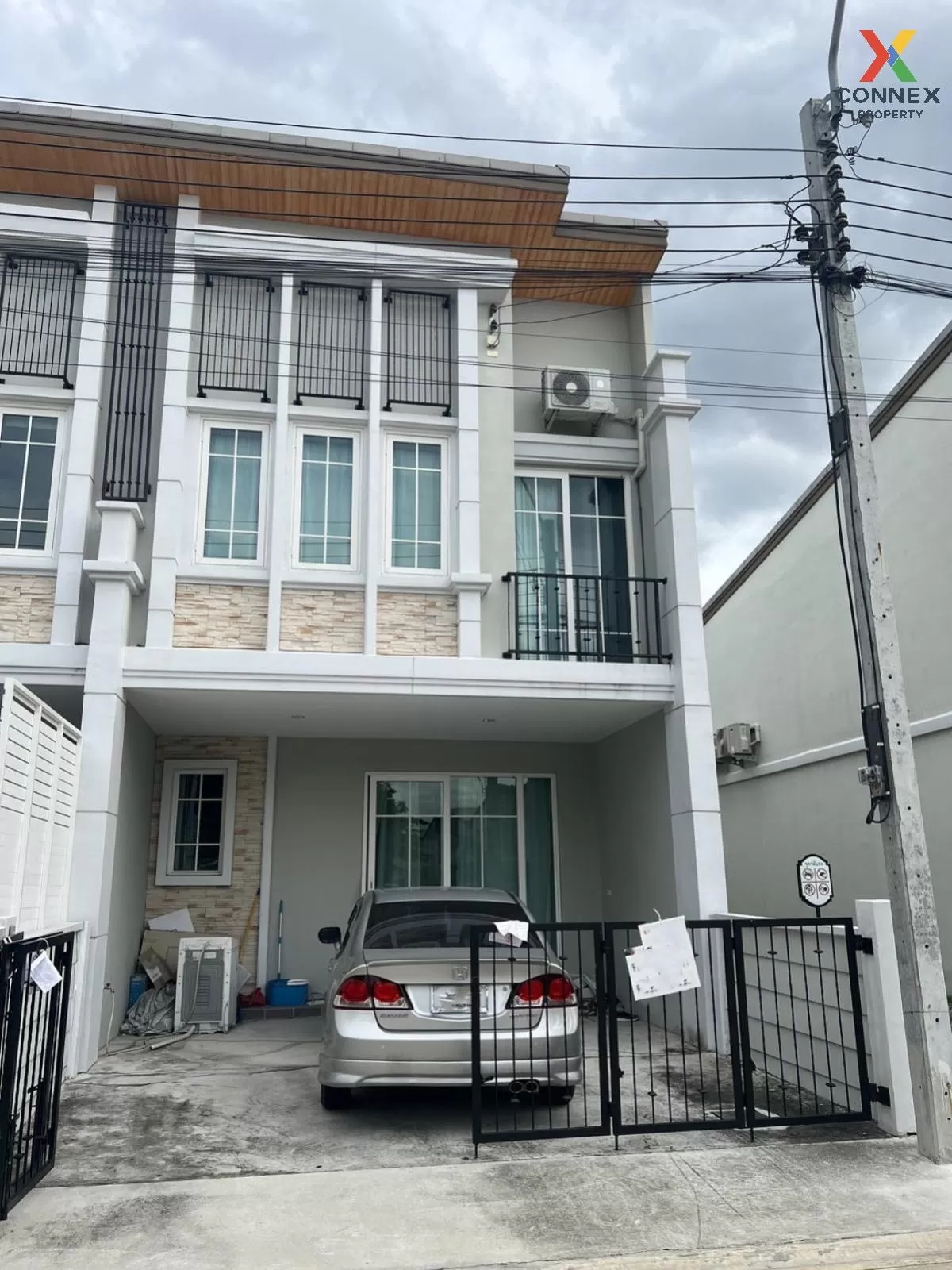 For Sale Townhouse/Townhome  , Golden Town Ramintra-Wongwaen , Bang Chan , Khlong Sam Wa , Bangkok , CX-87461 1