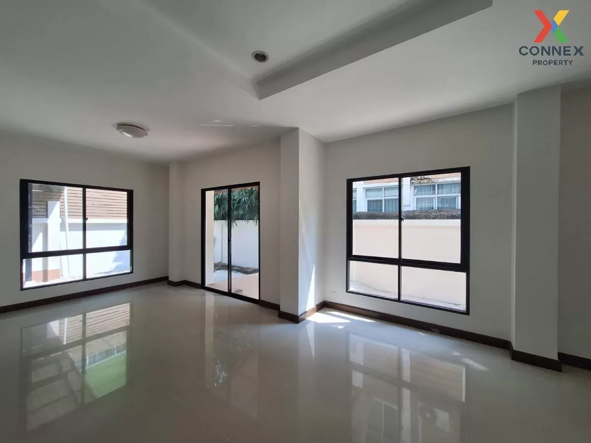 For Sale House , Living Park Rama 5 , Bang Si Mueang , Mueang Nonthaburi , Nonthaburi , CX-88595