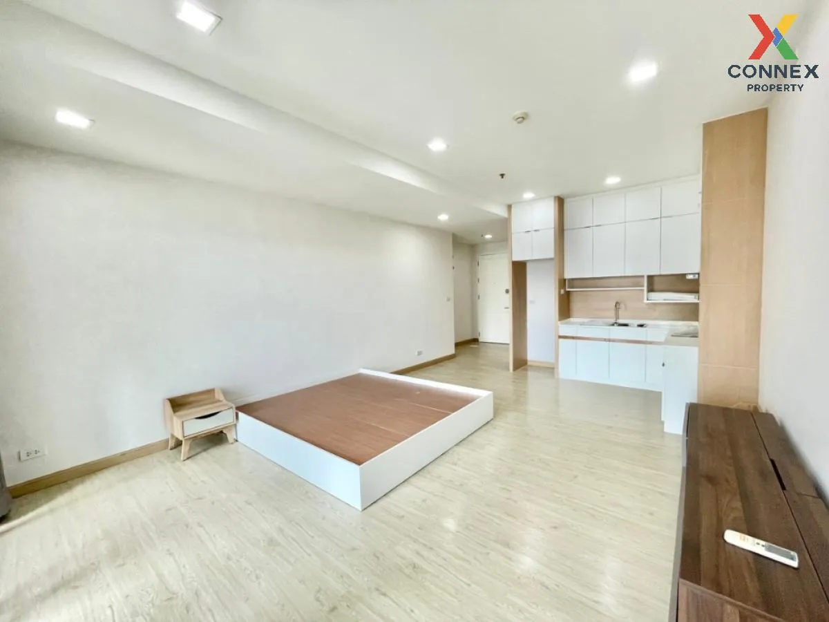 For Sale Condo , Nusasiri Grand Condo , BTS-Ekkamai , Phra Khanong , Phra Khanong , Bangkok , CX-88730 1