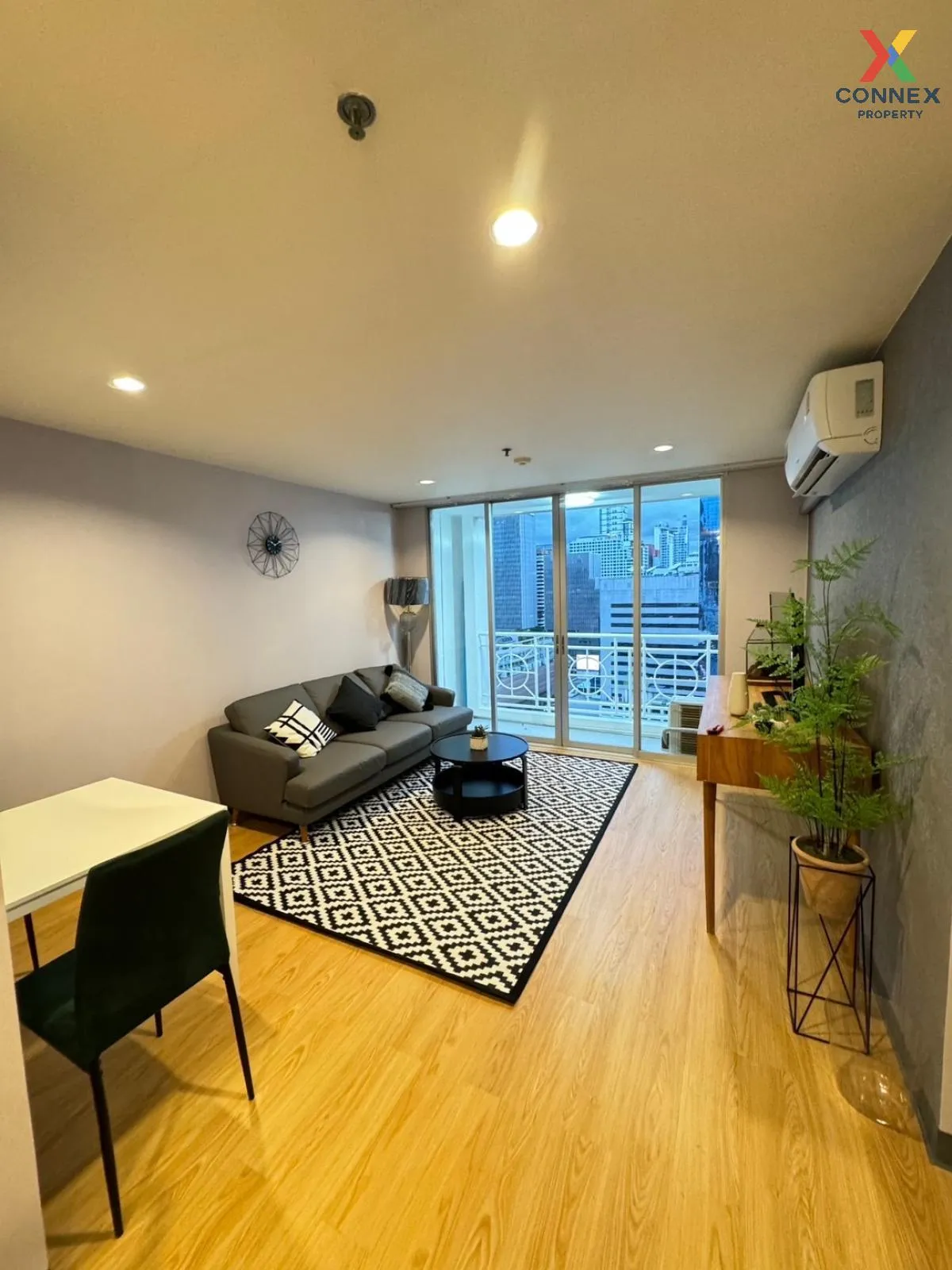 For Rent Condo , Asoke Place , BTS-Asok , Khlong Toei Nuea , Watthana , Bangkok , CX-89043 1