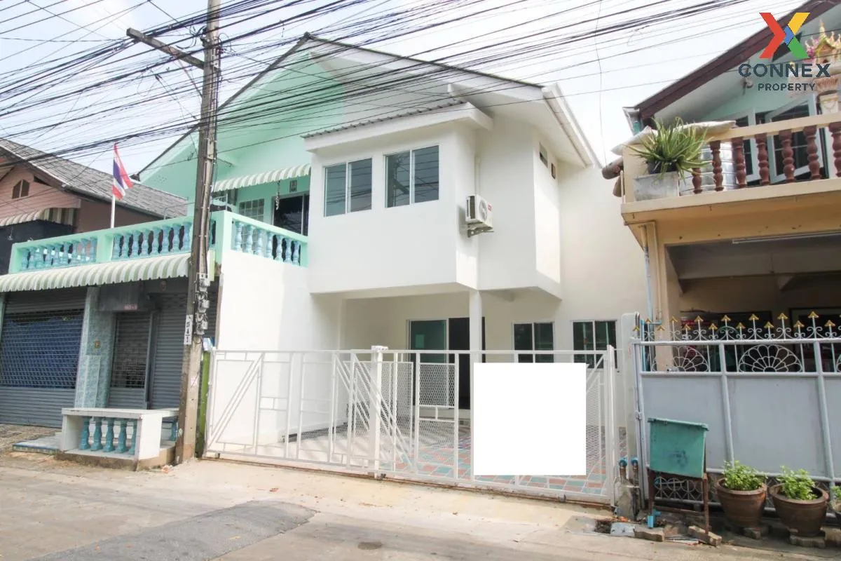 For Sale Townhouse/Townhome  , baan Sakunthip , Salathammasop Sop , Thawi Watthana , Bangkok , CX-89732