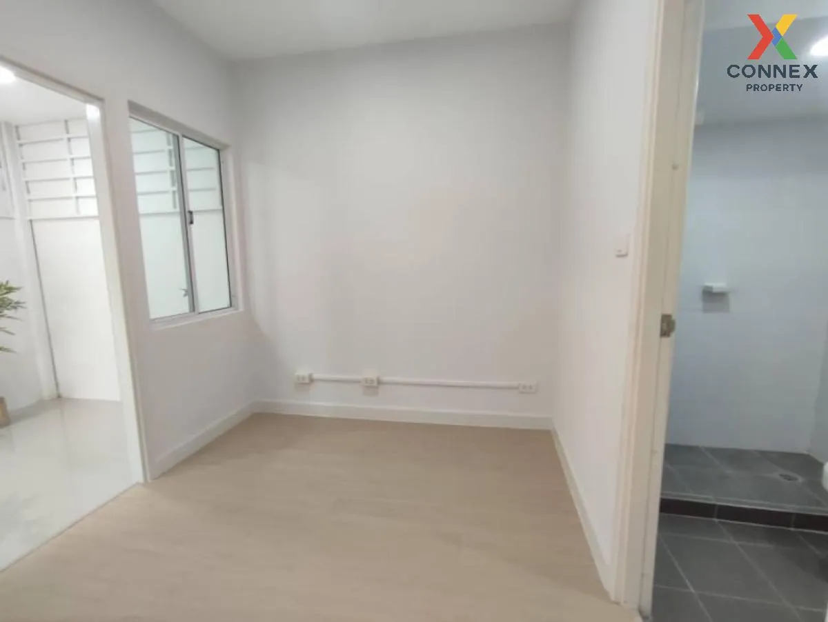 For Sale Townhouse/Townhome  , Pruksa Ville 32 Rama 2 , newly renovated , Samae Dam , Bang Khun Thian , Bangkok , CX-90099 4