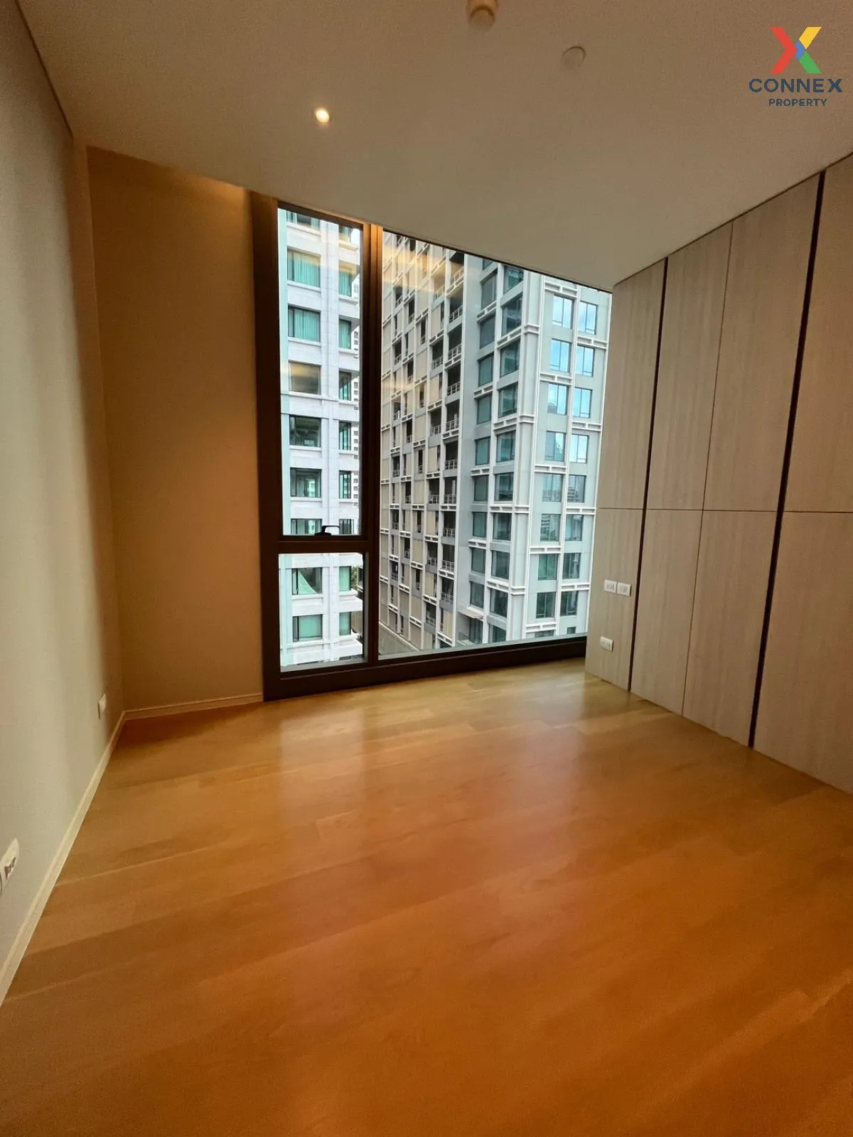 For Sale Condo , Baan Sindhorn , BTS-Chit Lom , Lumpini , Pathum Wan , Bangkok , CX-90281