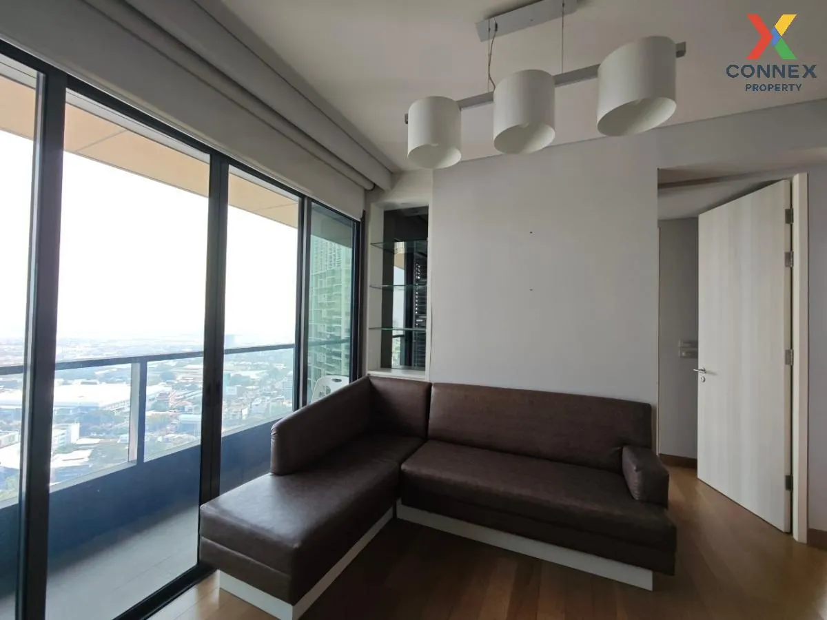 For Rent Condo , The Lumpini 24 , high floor , BTS-Phrom Phong , Khlong Tan , Khlong Toei , Bangkok , CX-90498 1