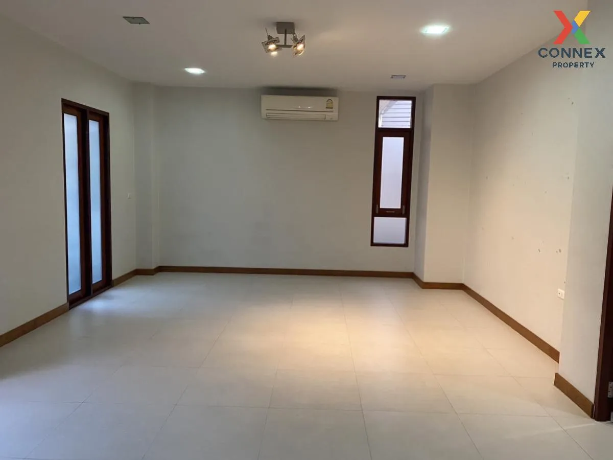 For Sale Single house, rama 2 , Soi Bang Kradi 1 , Samae Dam , Bang Khun Thian , Bangkok , CX-91182 2