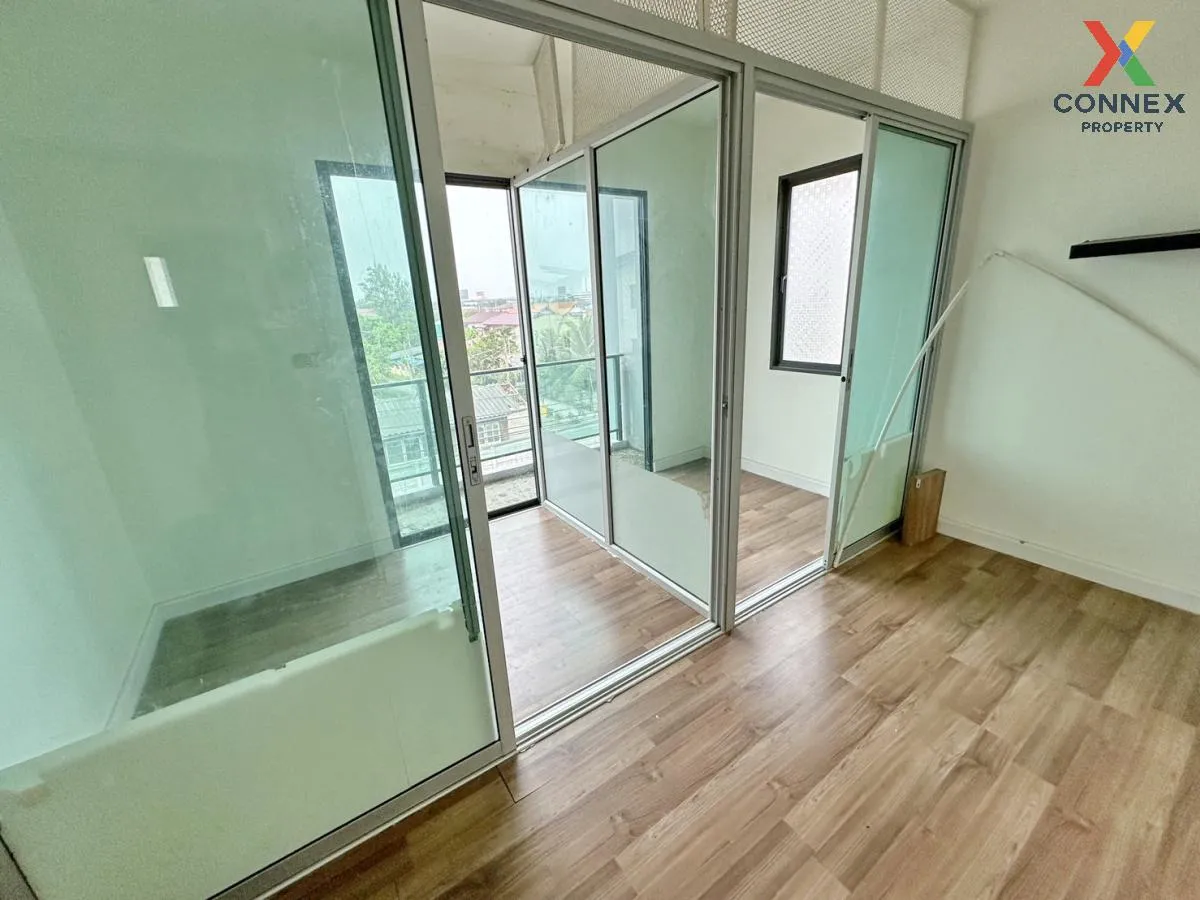 For Sale Townhouse/Townhome  , Town Avenue Merge Rattanathibet , MRT-Sam Yaek Bang Yai , Bang Rak Yai , Bang Bua Thong , Nonthaburi , CX-91711