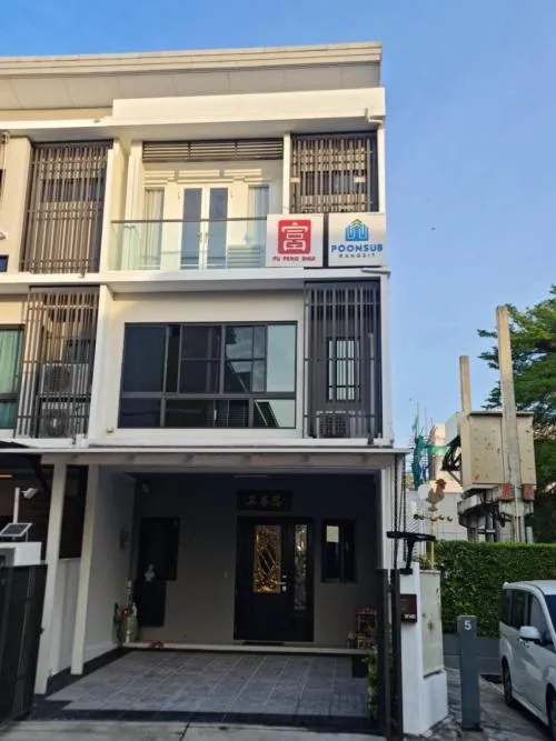 For Sale Townhouse/Townhome  , LANDMARK EKAMAI-RAMINDRA , corner unit , Lat Phrao , Lat Phrao , Bangkok , CX-91959