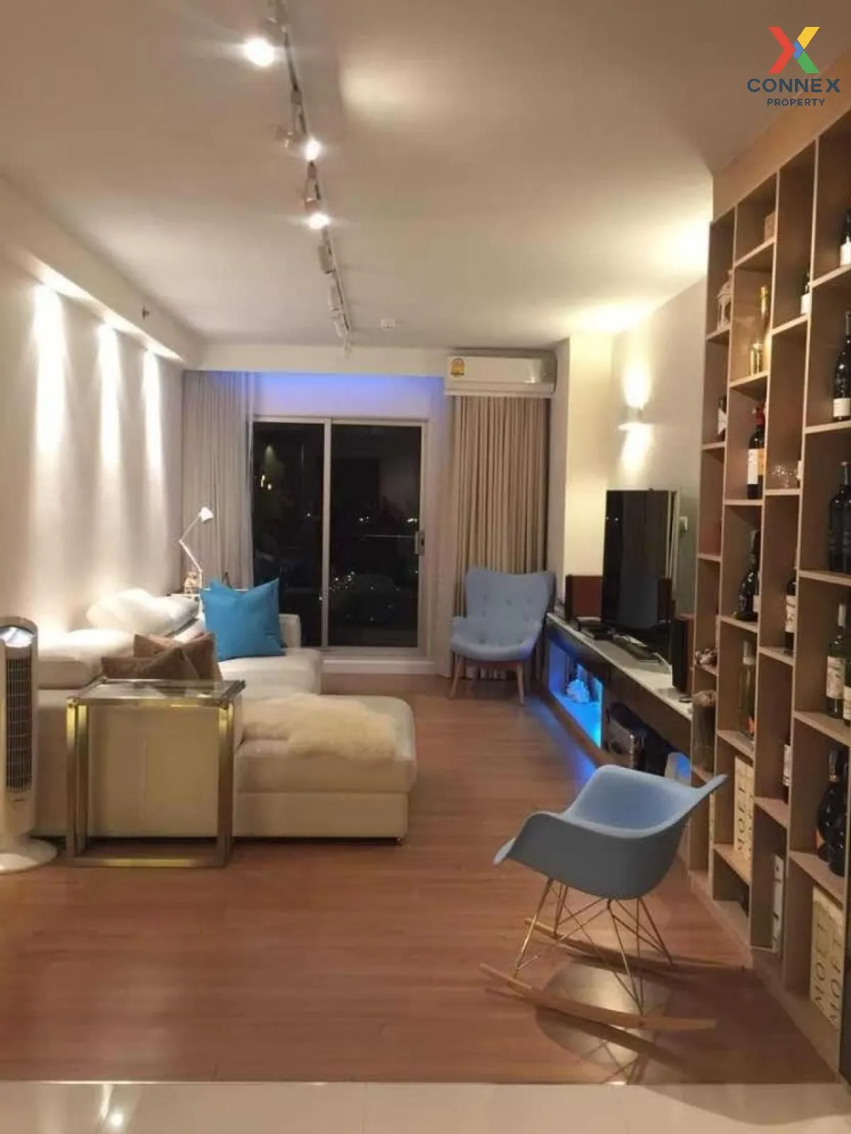 For Sale Condo , Supalai Park Ekamai - Thonglor , BTS-Ekkamai , Bang Kapi , Huai Khwang , Bangkok , CX-92756