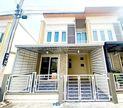 For Sale Townhouse/Townhome  , Golden Town Srinakarin-Sukhumvit , corner unit , newly renovated , Phraek Sa , Mueang Samut Prakan , Samut Prakarn , CX-93064