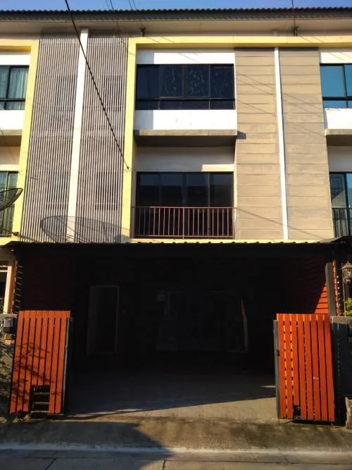 For Sale Townhouse/Townhome  , THE CONNECT UP 3 RATTANATHIBET 17 , high floor , wide frontage , MRT-Yaek Nonthaburi 1 , Bang Kraso , Mueang Nonthaburi , Nonthaburi , CX-93162