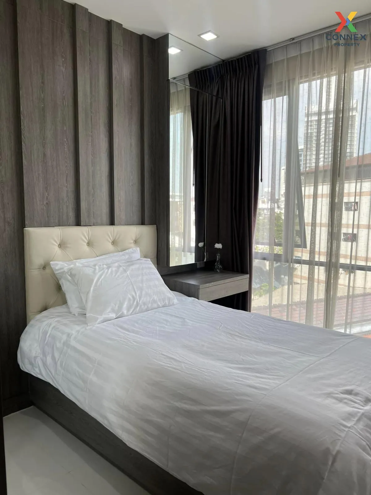 For Rent Condo , Trapezo Sukhumvit 16 , MRT-Queen Sirikit National Convention , Khlong Toei Nuea , Khlong Toei , Bangkok , CX-93589