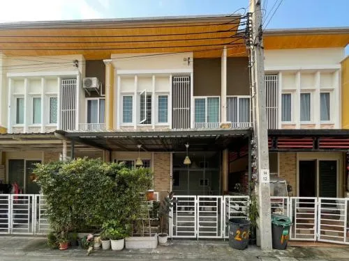 For Sale Townhouse/Townhome  , Golden Town Bangna-Kingkaew , Racha Thewa , Bang Phli , Samut Prakarn , CX-93751