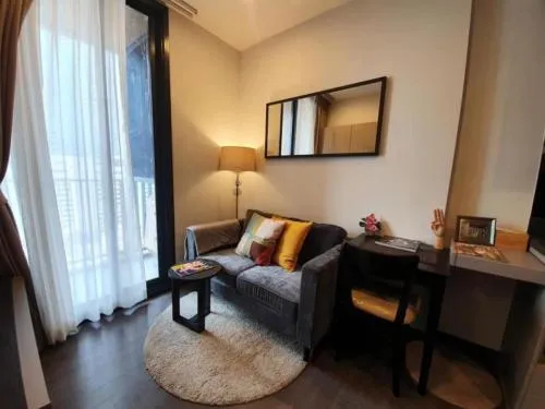 For Rent Condo , Oka Haus Sukhumvit 36 , BTS-Thong Lo , Khlong Tan , Khlong Toei , Bangkok , CX-93771