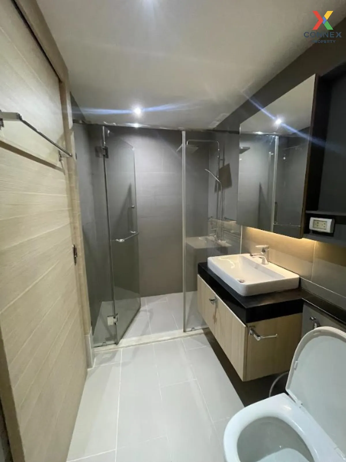 เช่าคอนโด  คลาส สีลม BTS-ช่องนนทรี สีลม เขต บางรัก กรุงเทพ CX-941