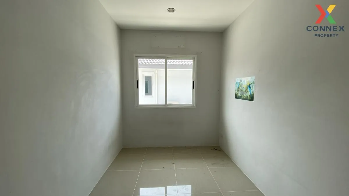 For Sale Townhouse/Townhome  , Chatluang 15 Pathum Thani , corner unit , Bang Toei , Sam Khok , Pathum Thani , CX-94545