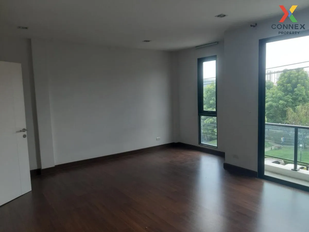 For Sale Townhouse/Townhome  , Baan Chayada @Work Bangna-KM.5 , Bang Kaeo , Bang Phli , Samut Prakarn , CX-95167