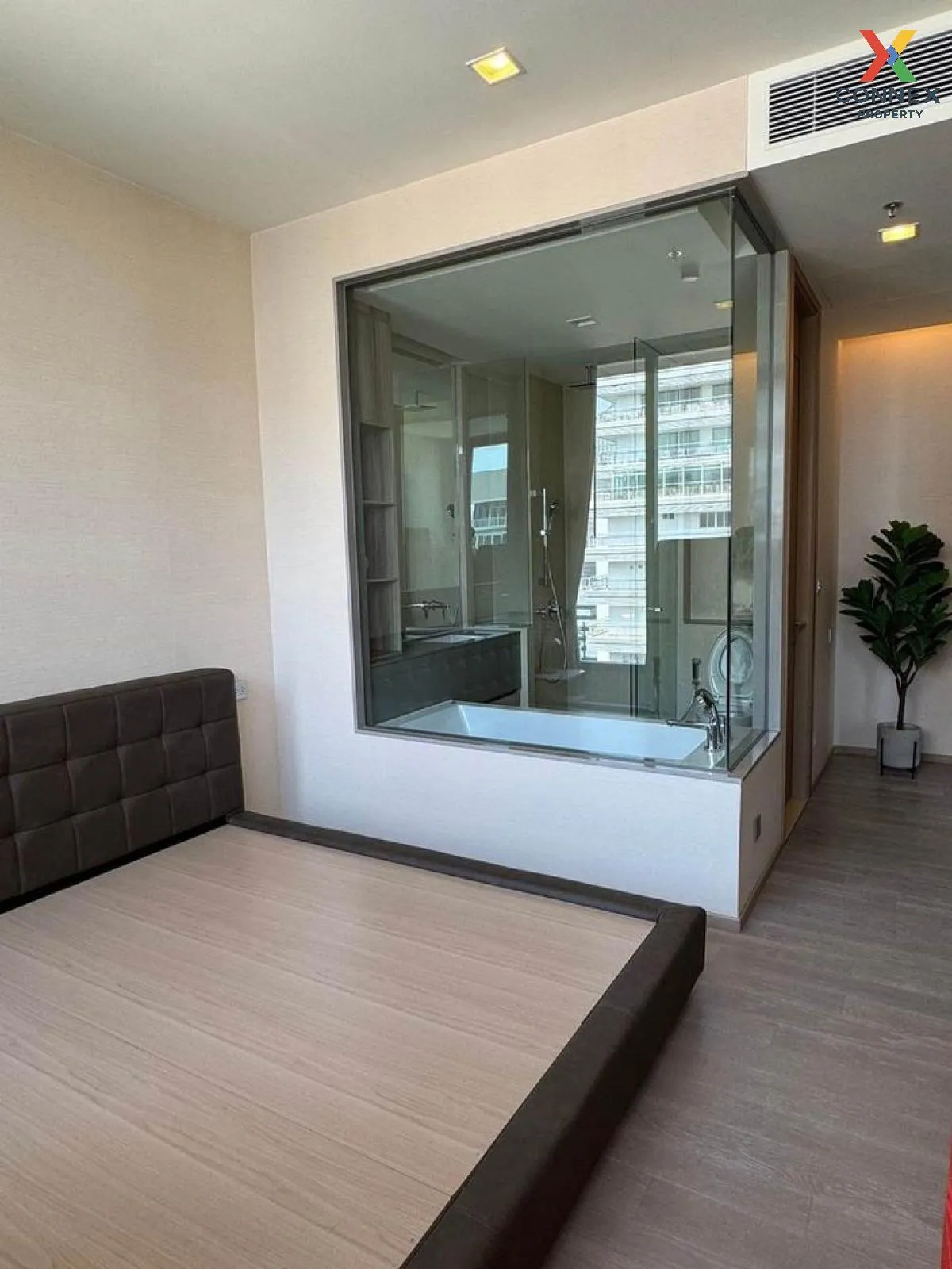 For Rent Condo , The Esse Asoke , BTS-Asok , Khlong Toei Nuea , Watthana , Bangkok , CX-95666