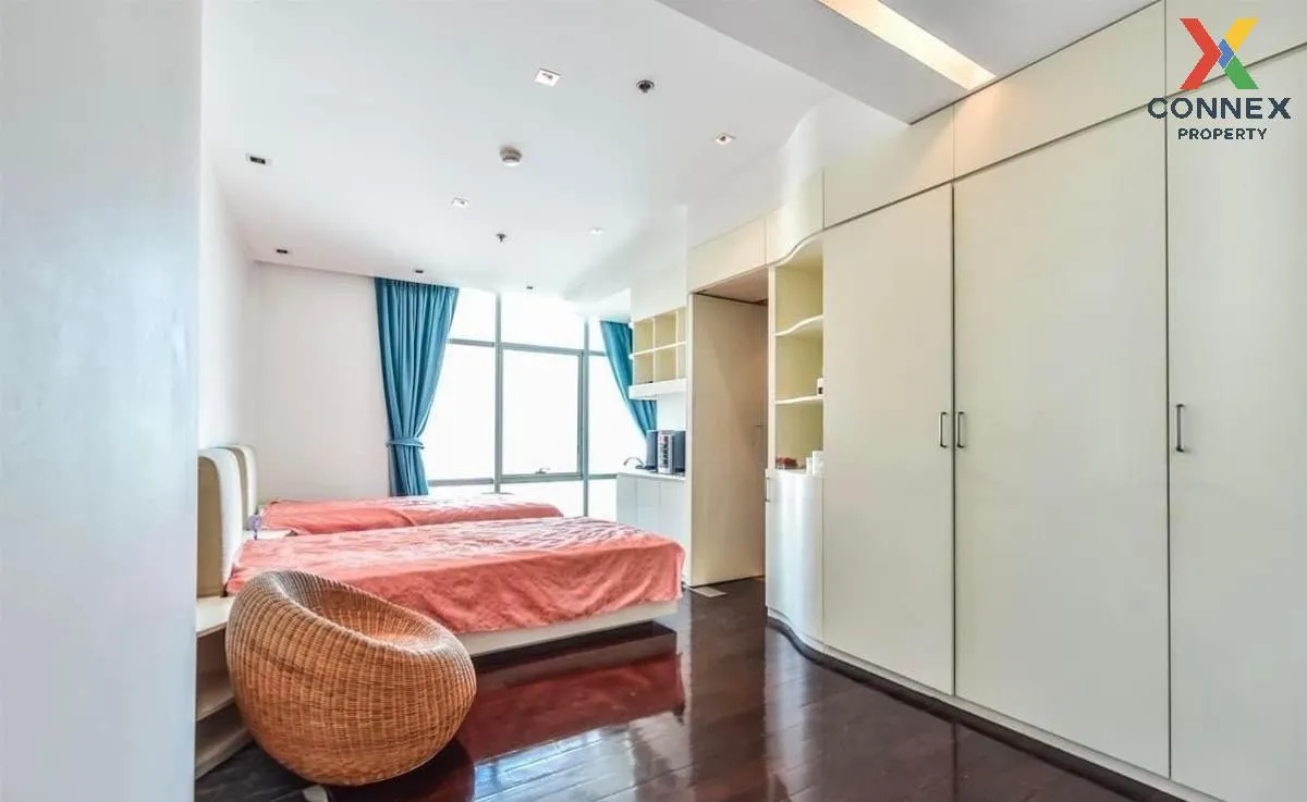 For Sale Condo , Baan Sathorn Chaopraya , BTS-Krung Thon Buri , Khlong Ton Sai , Khlong San , Bangkok , CX-96056