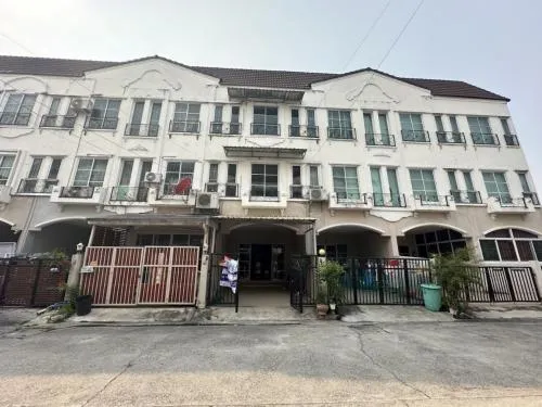 For Sale Townhouse/Townhome  , Modern Town  Ekachai 46 , nice view , Khwaeng Khlong Bang Phran , Bang Bon , Bangkok , CX-96333