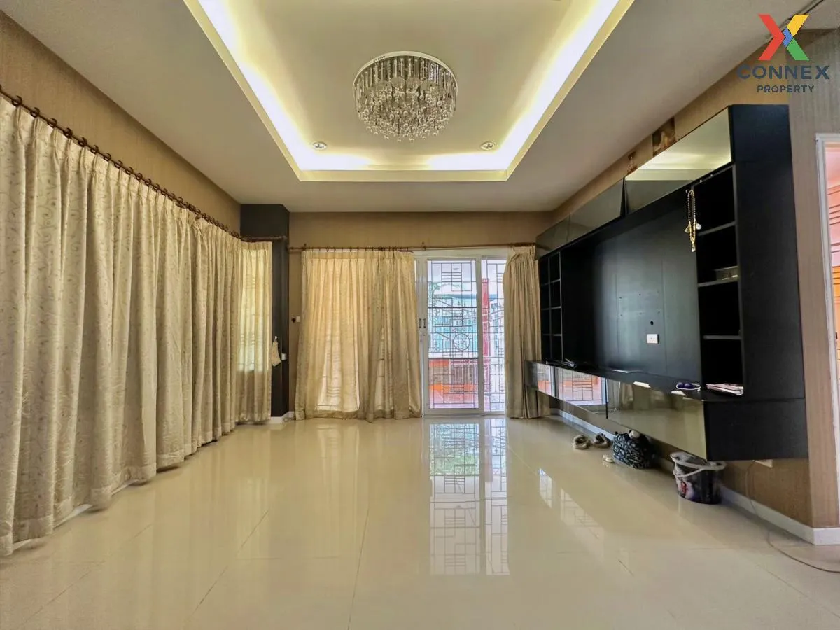 For Sale House , Villa Garden 3 Rattanathibet , MRT-Bang Phu , Bang Len , Bang Yai , Nonthaburi , CX-96669