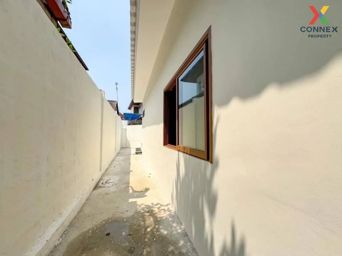 For Sale Townhouse/Townhome  , Prachaniwet 2 , wide frontage , newly renovated , Tha Sai , Mueang Nonthaburi , Nonthaburi , CX-96688