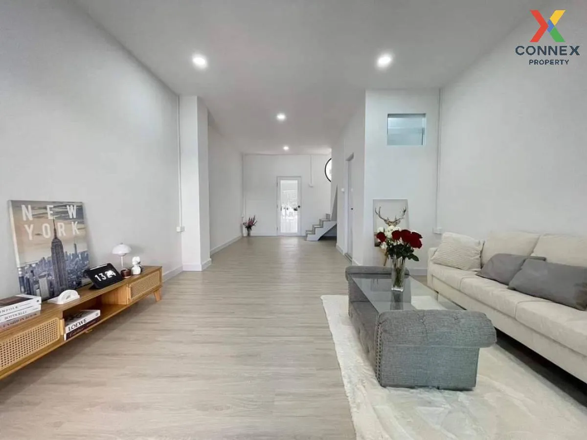 For Sale Townhouse/Townhome  , Ban Phon Pradit , newly renovated , Phra Khanong , Khlong Toei , Bangkok , CX-96690