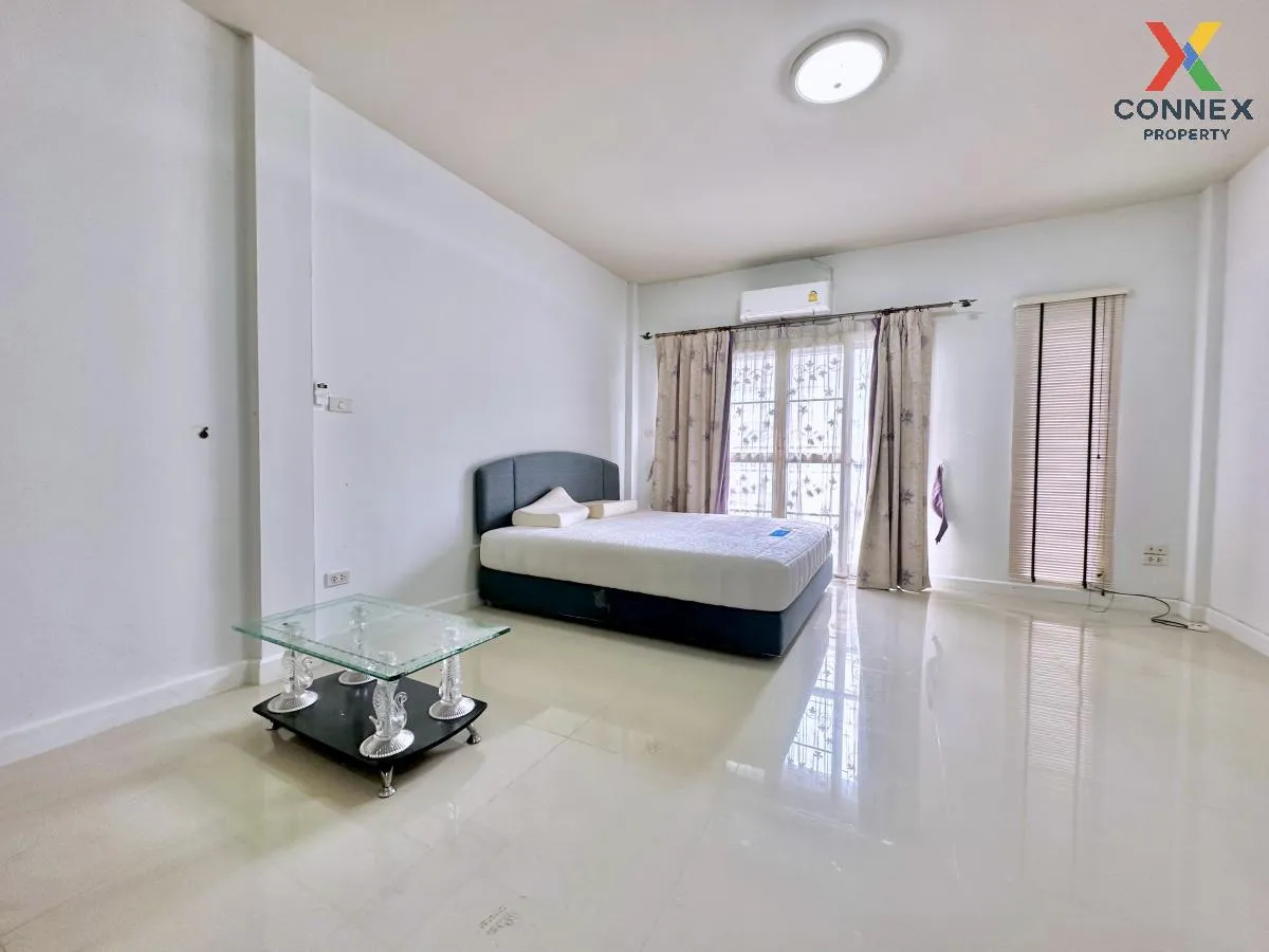 For Sale Townhouse/Townhome  , RK PARK Ramintra-Safari , Bang Chan , Khlong Sam Wa , Bangkok , CX-97077