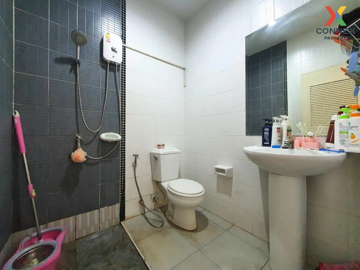 For Sale Townhouse/Townhome  , Baan Siraphat 2 , Sai Ma , Mueang Nonthaburi , Nonthaburi , CX-97352