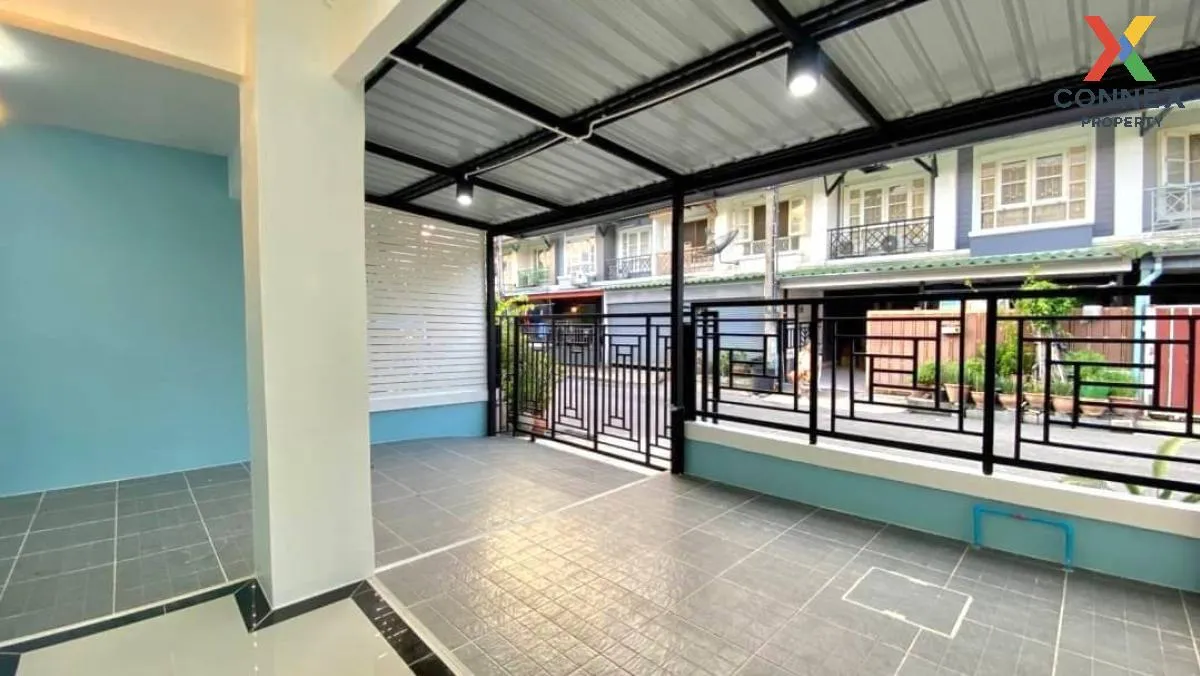 For Sale Townhouse/Townhome  , Baan Pruksa 14 A Bangbuathong , newly renovated , Bang Khu Rat , Bang Bua Thong , Nonthaburi , CX-98111