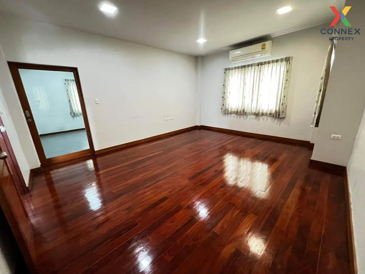 For Sale 3 Story House, Rama 2, Bang Khun Thain, Bang Kradi 1 , Samae Dam , Bang Khun Thian , Bangkok , CX-98217