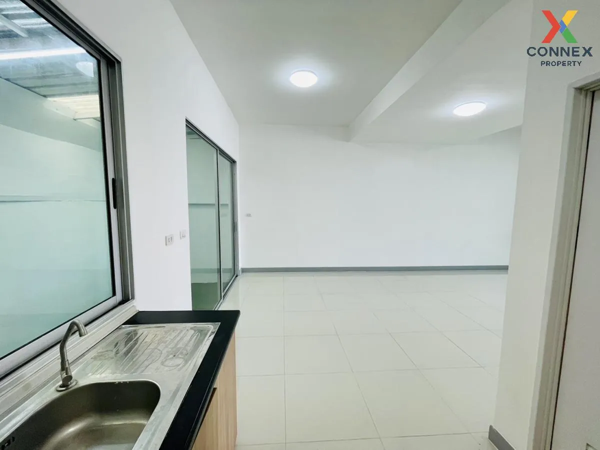 For Sale Townhouse/Townhome  , VILLETTE TOWNHOME KANCHANAPISEK , Bang Bon , Bang Bon , Bangkok , CX-98402