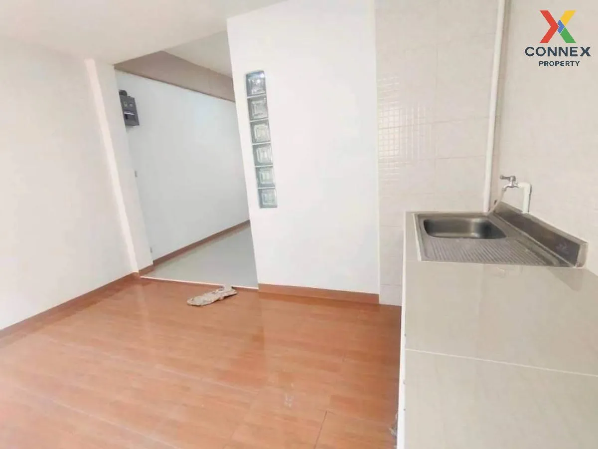 For Sale Townhouse/Townhome  , Buathongthani , newly renovated , Bang Bua Thong , Bang Bua Thong , Nonthaburi , CX-98622