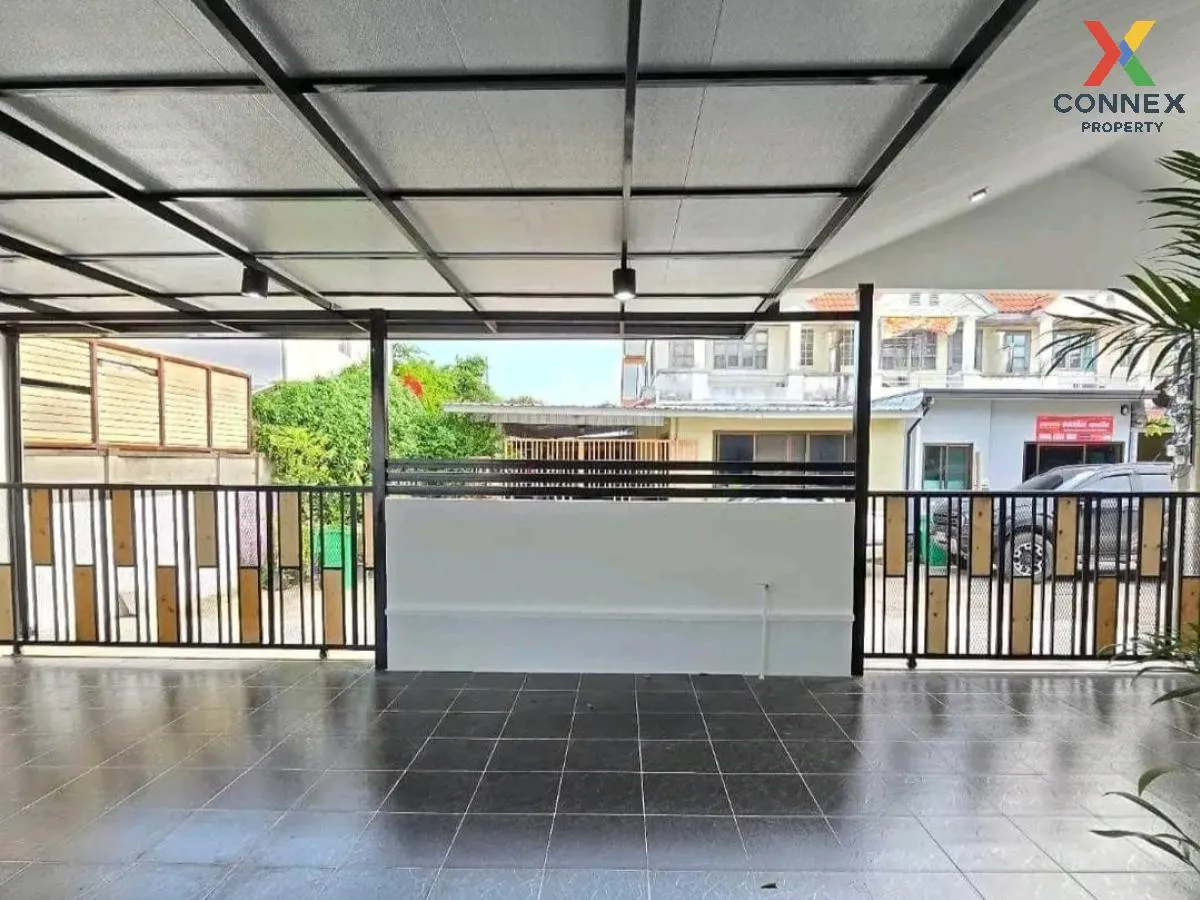 For Sale Townhouse/Townhome  , Baan Buathong 4 Baan Kluay-Sai Noi , wide frontage , newly renovated , Phimonrat , Bang Bua Thong , Nonthaburi , CX-98625