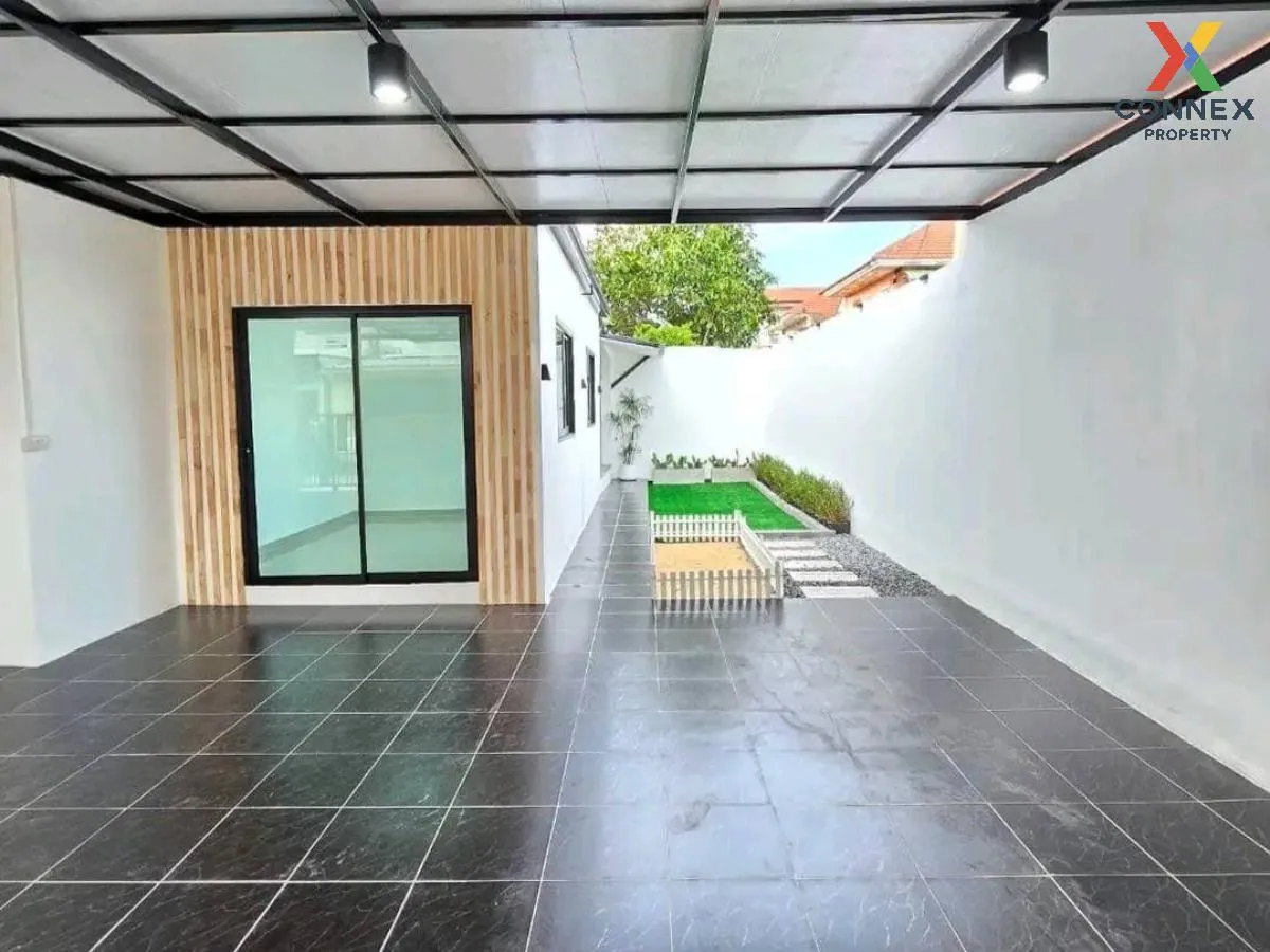 For Sale Townhouse/Townhome  , Baan Buathong 4 Baan Kluay-Sai Noi , wide frontage , newly renovated , Phimonrat , Bang Bua Thong , Nonthaburi , CX-98625