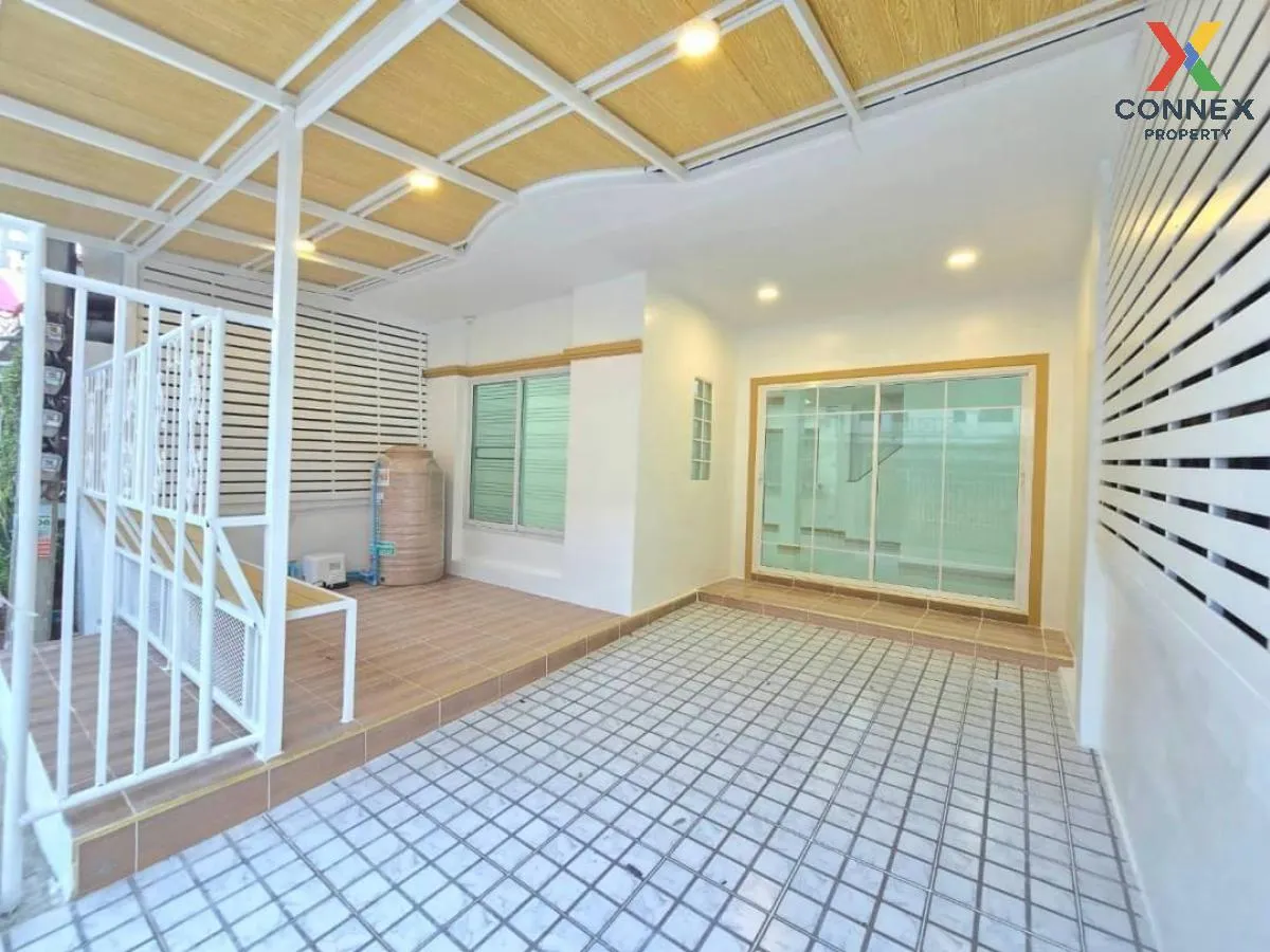 For Sale Townhouse/Townhome  , Baan Buathong 4 Baan Kluay-Sai Noi , wide frontage , newly renovated , Phimonrat , Bang Bua Thong , Nonthaburi , CX-98627