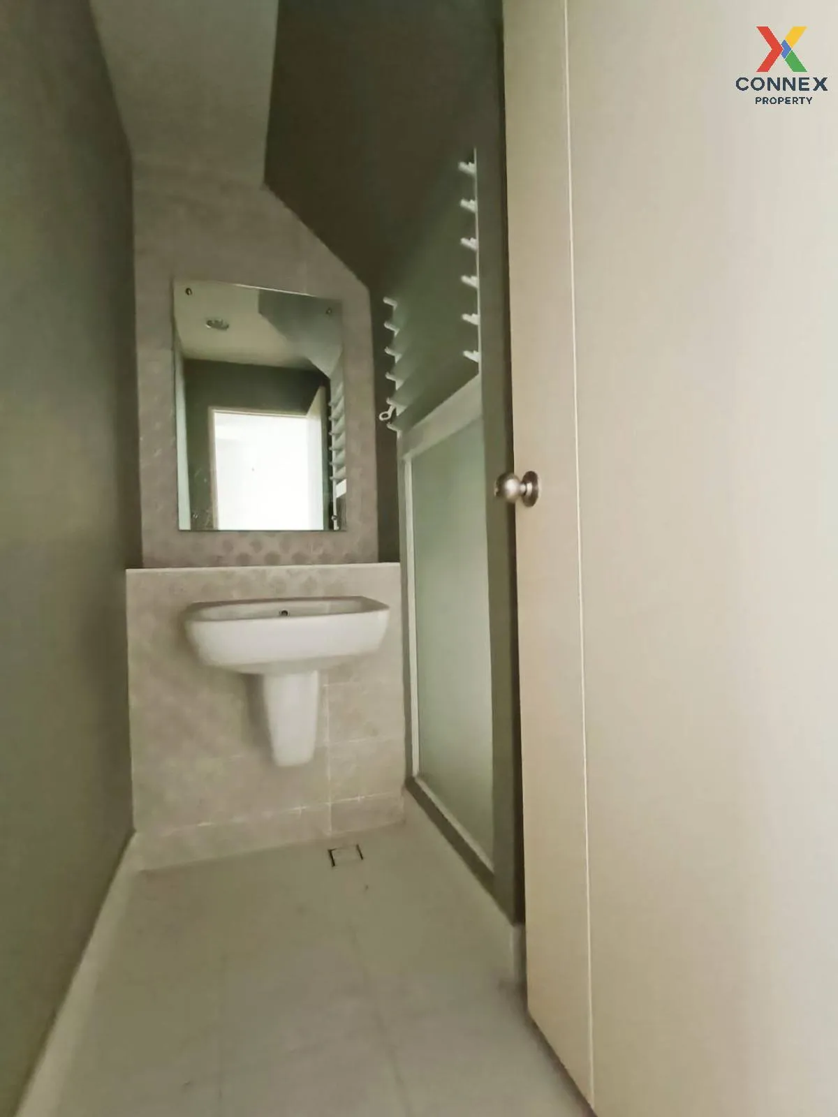 For Sale Townhouse/Townhome  , Indy Prachauthit 90-3 , Thung Khu , Thung Khu , Bangkok , CX-98946