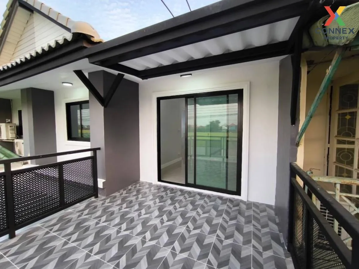 For Sale Townhouse/Townhome  , Baan Pruksa 3 Soi Watlatpladuk , nice view , wide frontage , newly renovated , Bang Khu Rat , Bang Bua Thong , Nonthaburi , CX-98965